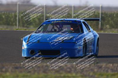 media/Jan-18-2026-CalClub SCCA (Sun) [[8bc6468723]]/Group 7 Race/Turn 1/